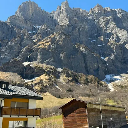 Chateau 11 Apartment