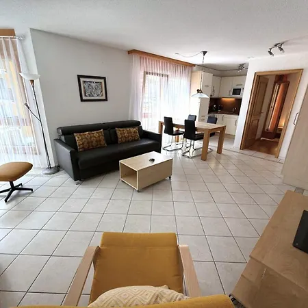 아파트 Chateau 11 *